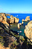 Portugal, Algarve, Lagos. Geformte Klippen von Ponta da Piedade.