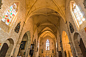 Innenraum der mittelalterlichen Kirche von Notre Dame, die im Jahre 1264, in dieser südwestlichen historischen Bastide-Stadt, Villereal, Lot-et-Garonne, Frankreich, Europa errichtet wird