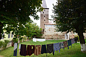 Wehrburg mit Kirche und Wäsche, Mosna bei Medias, Siebenbürgen, Rumänien
