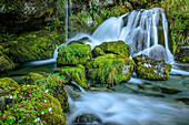 Waterfall at Routeburn Track, Great Walks, Fiordland National Park, UNESCO Welterbe Te Wahipounamu, Queenstown-Lake District, Otago, South island, New Zealand