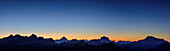 Panorama mit Tofana, Antelao, Monte Pelmo und Civetta bei Nacht, vom Ciampac, Dolomiten, UNESCO Welterbe Dolomiten, Venetien, Italien