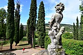 Im Park der Villa Rizzardi im Valpolicella Weingebiet bei Negrar bei Verona, Veneto, Italien