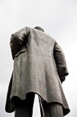 RUSSIA, Moscow.  The Valdimir Lenin Monument at the All-Russia Exhibition Center.