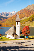 The church of Verlago lake in autumn. Verlago, Senales valley, , Bolzano, South Tyrol, Italy, Europe