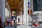 Die typischen Arkaden von Bologna, Bologna, Emilia Romania, Italien, Europa