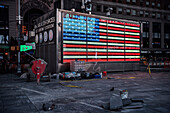 leuchtende US Flagge am Times Square der Militärischen Rekrutierungsstelle, Baustelle, Manhattan, New York City, Vereinigte Staaten von Amerika, USA, Nordamerika