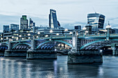 River Thames, Modern Architecture in Financial District in City  of London, The Goerkin , Tower 42, Leadenhall Building, Southwark Bridge,  UK