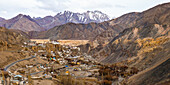 Ausblick auf Lamayuru-Kloster, Ladakh, Indien, Asien