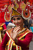 Indonesian woman taking part in a carnival celebrating Malang's 101st year anniversary, Malang, East Java, Indonesia, Southeast Asia, Asia
