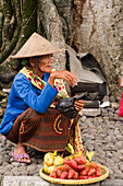 Indonesian woman of Yogyakarta, Java. Indonesia, Southeast Asia, Asia