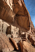 River House Ruin, Ancestral Puebloan Cliff Dwelling, 900-1300 AD, Shash Jaa National Monument, Utah, United States of America, North America