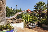 Eidechsen-Skulptur, El Jardin de las Delicias, Parque Botanico, Stadtpark, gestaltet vom Künstler Luis Morera, Los Llanos de Aridane, UNESCO Biosphärenreservat,  La Palma, Kanarische Inseln, Spanien, Europa