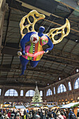 Schutzengel, Niki de St. Phalle, Hauptbahnhof, Weihnachtsmarkt, Zürich, Schweiz