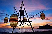 Paper lights and sunset in the beach. Kantiang Bay. Koh Lanta. Thailand. Asia. NOON Sunset Viewpoint Restaurant. Kantiang Bay is most famous as the location of Pimalai, Koh Lantaâ.s first luxury hotel. There are now several other hotels, resorts and villa