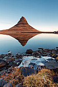 Grundafjordur, Snaefellsnes Peninsula, Western Iceland, Iceland. Kirkjufell mountain