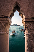 San Giorgio Maggiore, Ponte della Paglia, Venice, Veneto, Italy.