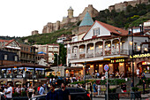 am Maidanplatz, Abends in der Altstadt Sololaki, Tiflis, Georgien