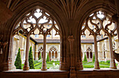 France, Nouvelle Aquitaine, Dordogne department (24), Le Buisson de Cadouin, Cadouin abbey, the cloister, (UNESCO world heritage)