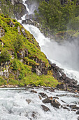 Wasserfall Låtefossen bei Odda, Hordaland, Fjordnorwegen, Südnorwegen, Norwegen, Skandinavien, Nordeuropa, Europa