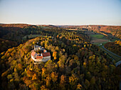 Burgruine Burg Derneck, Großes Lautertal, Hayingen, Schwäbische Alb, Baden-Württemberg, Deutschland (Genehmigung für Überflug vorhanden)