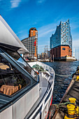 Blick auf die Elbphilharmonie in Hamburg, Norddeutschland, Deutschland