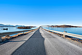 Brücke zwischen zwei Inseln in Tromso, Norwegen