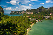 Küstenlinie in Ost-Railay, Thailand