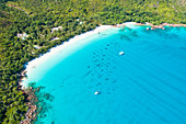 Luftaufnahme des Anse Lazio Strandes. Praslin Insel, Seychellen, Afrika