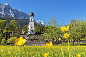 Church of Grainau in front of Zugspitze Massif with Zugspitze, Werdenfelser Land, Upper Bavaria, Bavaria