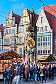 The Bremen Roland, Christmas markets, Bremen, Germany, Europe