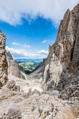 Blick von der Toni Demetz Hütte in die Langkofelscharte, St. Christina in Gröden, Dolomiten, Südtirol, Alto Adige, Italien