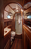 Badezimmer auf einem Boot