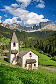 Kapelle von St. Zyprian mit Rosengartengruppe, St. Zyprian, Rosengarten, Dolomiten, UNESCO Welterbe Dolomiten, Südtirol, Italien