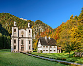 Wallfahrtskirche Maria Kirchenthal steht vor Bergen, Maria Kirchental, Lofer, Loferer Steinberge, Salzburg, Österreich 