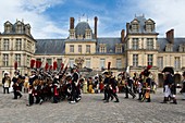 Frankreich, Seine et Marne, Fontainebleau, Schloss von Fontainebleau, das von der UNESCO zum Weltkulturerbe ernannt wurde, Wiederherstellung der Geschichte anlässlich des 200. Jahrestages des Abschieds Napoleons des Ersten in Fontainebleau