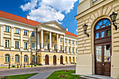 University of Warsaw, main buildings, Krakowskie Przedmiescie street, Warsaw, Mazovia region, Poland, Europe\n\nWarszawa, Mazowieckie\nUniwersytet Warszawski, ul. Krakowskie Przedmiescie\n