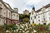 Friedrichsbad und neues Schloss, Baden-Baden, Schwarzwald, Baden-Württemberg, Deutschland