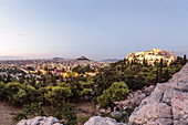Abendstimmung am Areopag, Marshügel, mit Blick zur Akropolis, Athen, Griechenland