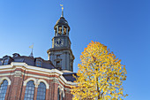 Michel - the landmark of Hamburg, Free Hanseatic City of Hamburg, Northern Germany, Germany, Europe