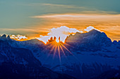 Sonnenaufgang am Rosengarten, Dolomiten, UNESCO Weltnaturerbe, Südtirol, Italien