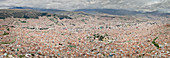 Blick von El Alto auf großflächige urbane Ausdehnung von La Paz, Anden, Bolivien, Südamerika