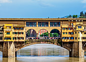 Ponte Vecchio and Arno River, Florence, UNESCO World Heritage Site, Tuscany, Italy, Europe