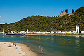 Katz Castle and sandy beach on the Rhine, St. Goarshausen, Upper Middle Rhine Valley, Rhineland-Palatinate, Germany