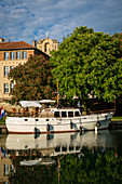 BOAT, SAINT MARTIN CANAL, PARK OF THE GRAND JARD AND SAINT ETIENNE CATHEDRAL, CHALONS EN CHAMPAGNE, MARNE, GRAND EST REGION, FRANCE