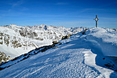 Gipfel des Upiakopfs mit Ötztaler Alpen im Hintergrund, Upiakopf, Matscher Tal, Ötztaler Alpen, Südtirol, Italien 