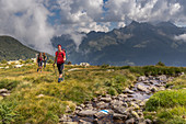 Aufstieg zur Bochette di Pisone, erster Pass auf dem neuen Trekking del Laghetti Alpini, Tessin, Schweiz