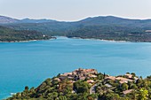 France, Alpes de Haute Provence, Sainte Croix du Verdon, Sainte Croix lake