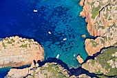 Frankreich, Corse-du-Sud, Deux Sevi, Piana, Golf von Porto, Cap Rosso (Luftaufnahme)