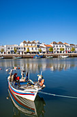 Fischerboote in Tavira, Ostalgarve, Portugal