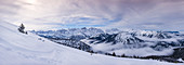 Winterlandschaft im Karwendel am Schafreiter in der Nähe des Isarursprungs, Tirol, Österreich